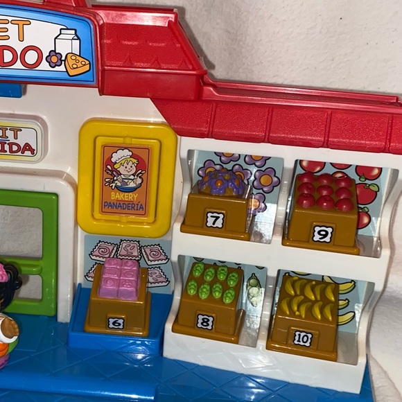 Little People Shop n Learn Market English Spanish numbers shapes colors music - Picture 4 of 16